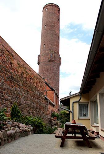 Pension Am Schrotturm Bed & Breakfast Tangermünde Εξωτερικό φωτογραφία